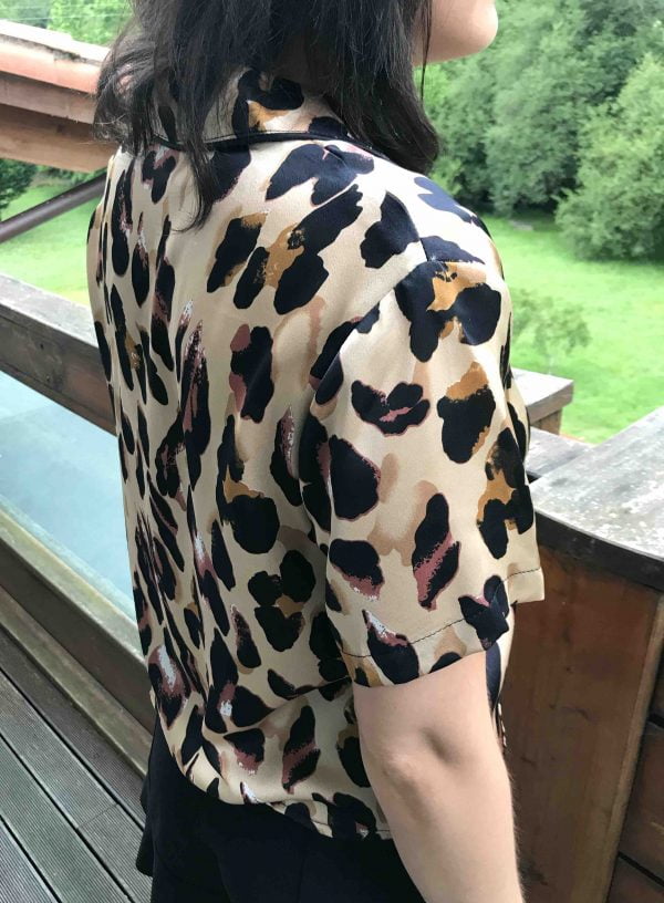 blusa estampado leopardo
