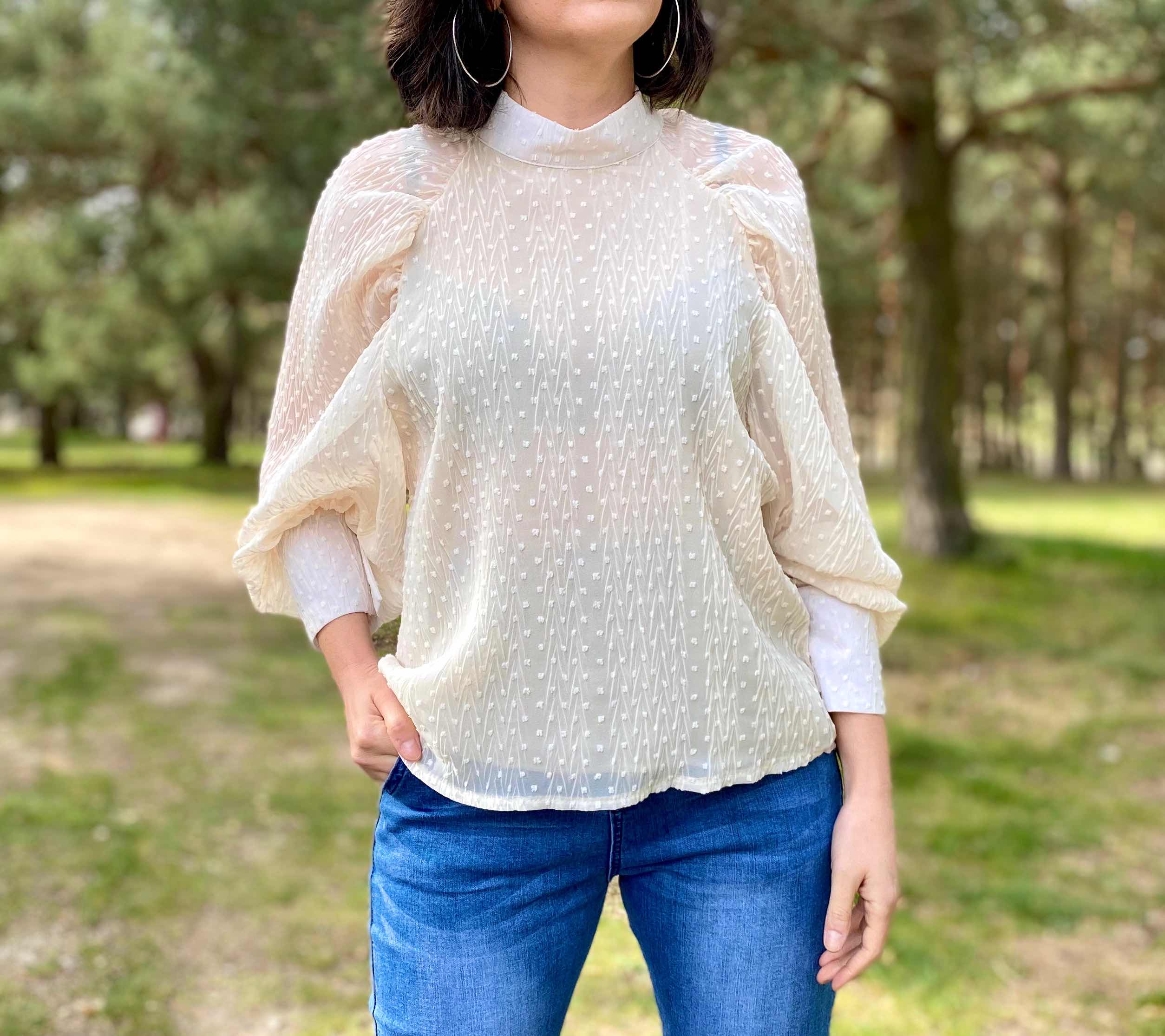blusa-plumeti-beige_01.jpg