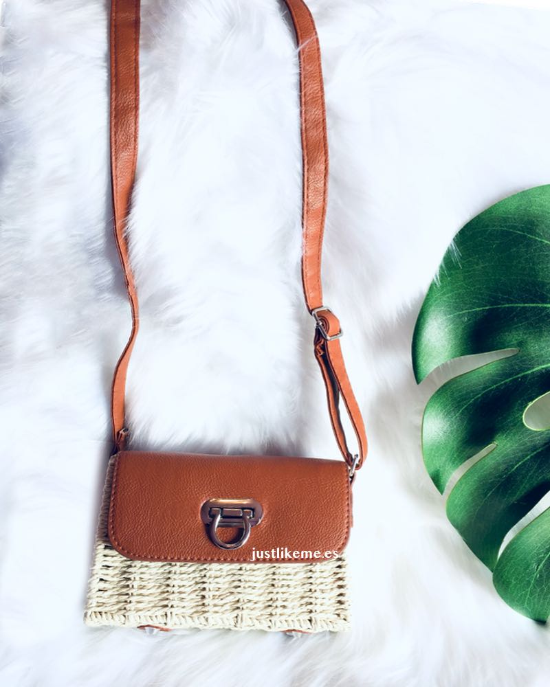 bolso-rectangular-hebilla-plateada_04.jpg