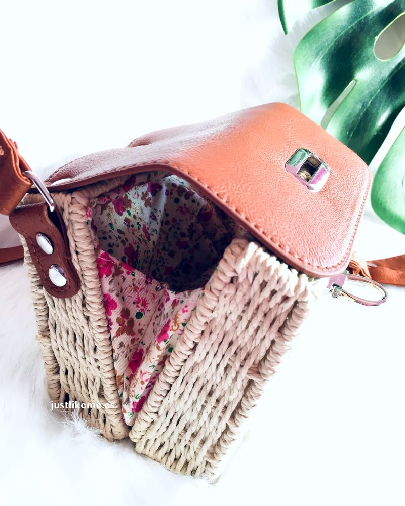 bolso-rectangular-hebilla-plateada_06.jpg