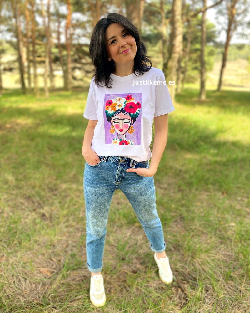 camiseta-frida-lila-4.jpg
