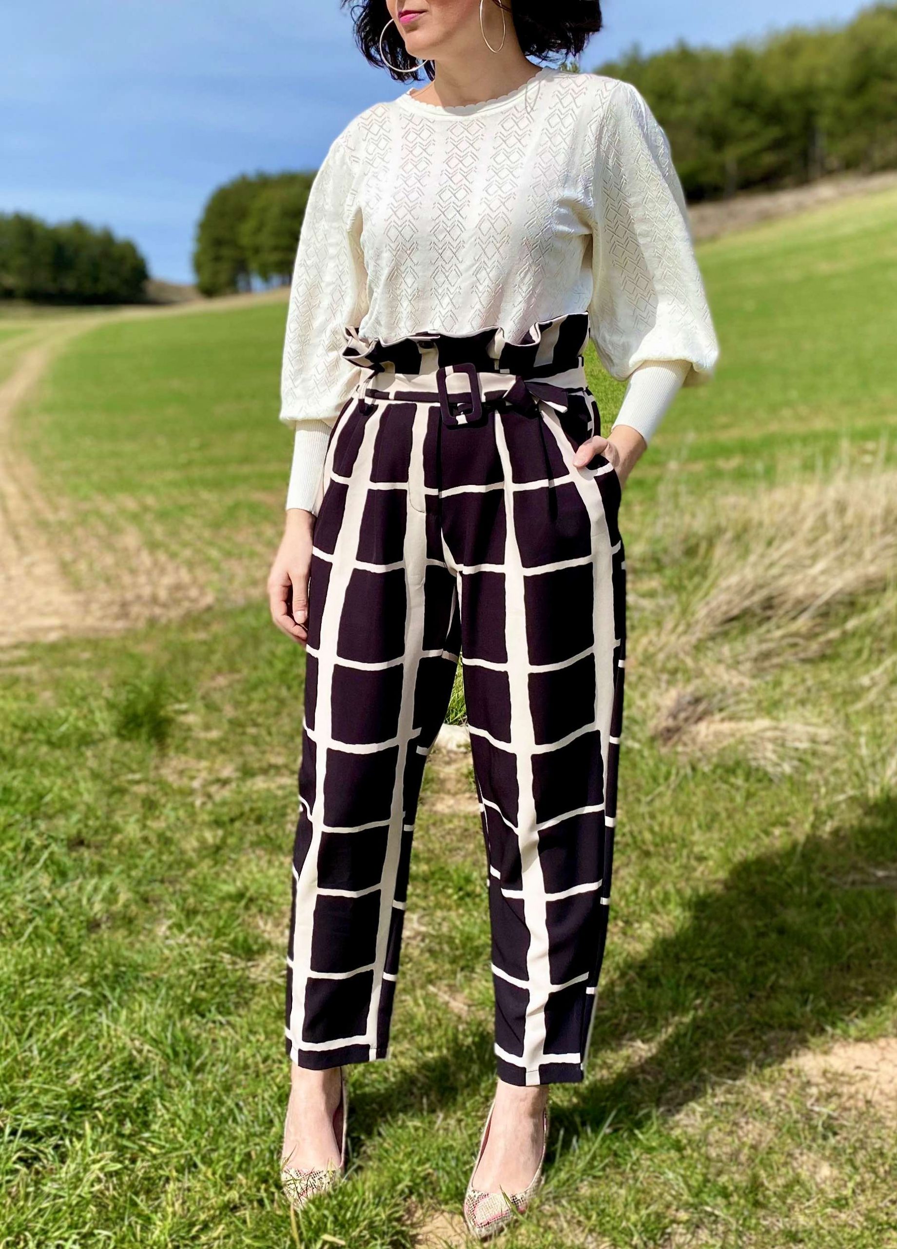 pantalon-paperbag-negro-scaled-1.jpg